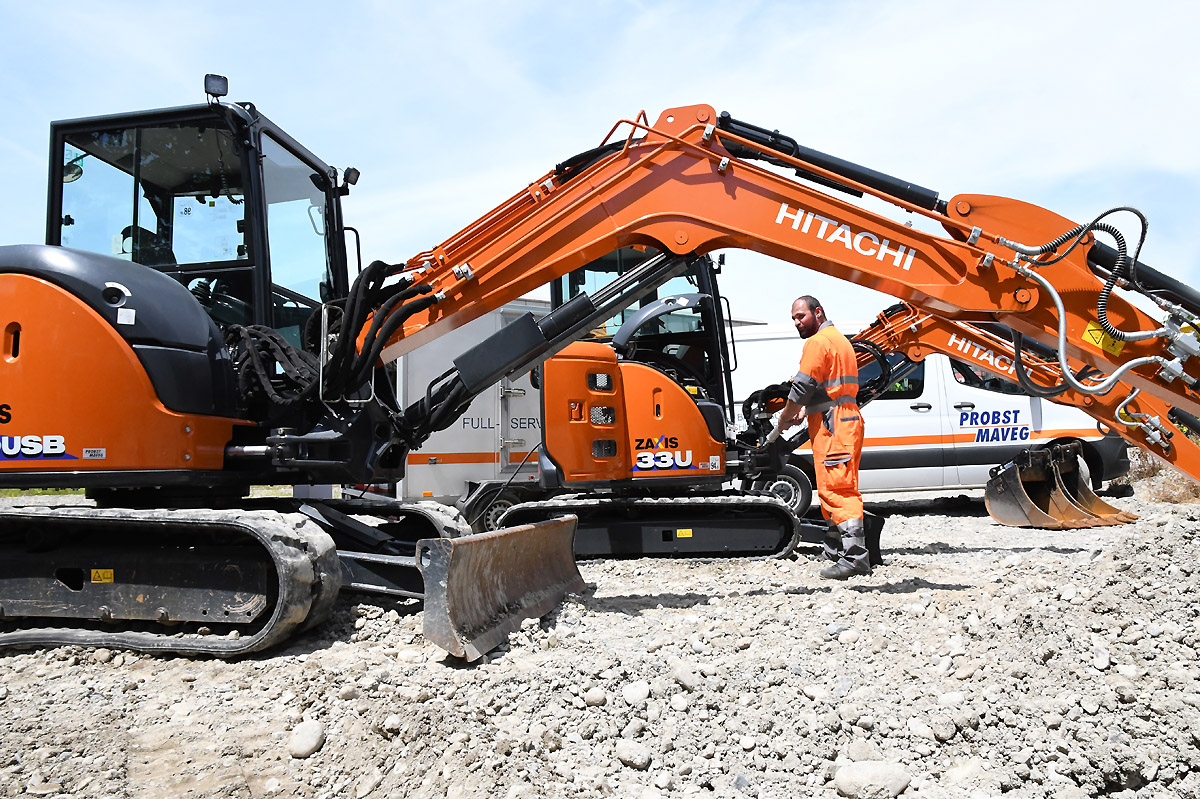 Hitachi Fullservice